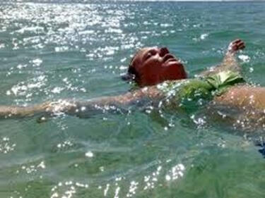 Disfrute el agua del Mar Caribe